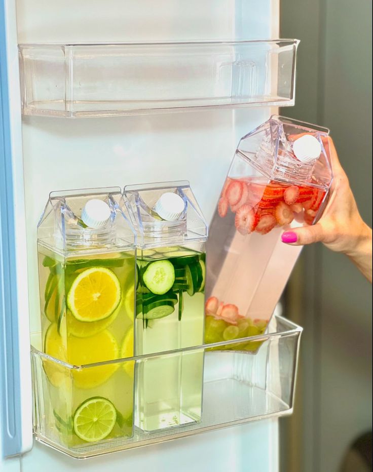 Kit 3 Garrafas de Acrílico Transparente P/ Leite Suco Bebidas My Box